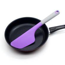 Kitchen Accessories Home and Kitchen Gadgets Non-slip Handle Soft Head 100% Food Grade Silicone Spatula thumbnail-5
