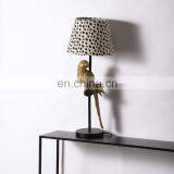 Статуэтки-делфины в форме попугая, золотые птицы, животные, украшения. Маленькие витиражные американские настольные лампы из смолы в подарок