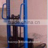 Hand Hydraulic Stacker thumbnail-1