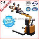 Hot selling battery operate plastic suction mover
