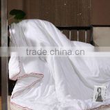Silk comforter/duvet with polyester cover