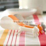 Plastic Kitchen Shovel Appliance thumbnail-2