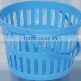 Round Mini Basket With Handle thumbnail-1