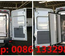 Good Price IVECO Brand 4*2 Refrigerated Minivan Car for Sale, thumbnail-4