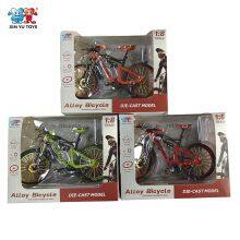 XINYU Stimulated Bike Model 1:8 Scale Diecast Metal Bicycle Vehicle Toy thumbnail-2
