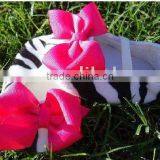 Hot Selling Hot Pink Zebra Baby Shoes With Ribbon Bow/ Flat Baby Crib Shoes