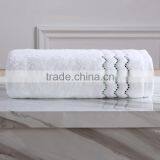 Hotel Bath Towel 100% Cotton White 500g 70cm x 140cm thumbnail-2