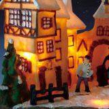 X'mas House With 10 Light Set Play Snowman Polyresin Christmas House Decoration thumbnail-5