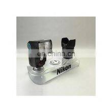 Электронный магазин. Индивидуальный акриловый стенд для камеры