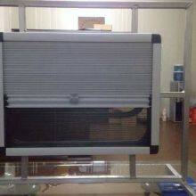 Auto Glass Window With Aluminum Frame and Rubber thumbnail-1