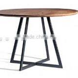 Round wooden coffee table, dining room solid wood table