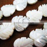 1 String 15inch 13MM Kawaii White Heart Leaf Natural Sea Shell Beads,mother of Pearl Shell Beads,about 35pcs per String 3021047 thumbnail-2