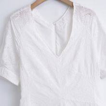 Summer New Women's White Fashionable Hollow Embroidery V-neck Short Sleeved Dress Midi Dress thumbnail-3