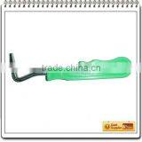 Hoof Picker With Plastic Handle thumbnail-1