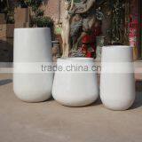White Modern Fiberglass Pot thumbnail-1