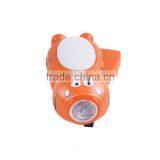 3 LED Dynamo Hand Crank Light LED Torch thumbnail-5