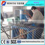 High Quality Beautiful Grid Crimped Machine