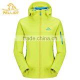 2017 Hot Sell OEM New Design Outdoor Women Hooded Softshell Jacket With Function thumbnail-5