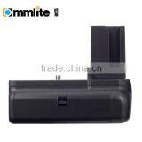 Commlite Vertical Camera Grip/Battery Pack/Battery Grip for Canon 1100D thumbnail-3