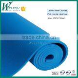 Anti-tear Comfortable and Soft Yoga Pilates Exercise Mat(173*61*0.8cm) thumbnail-1