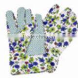 Garden Safety Gloves With Flower Print thumbnail-1