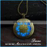 Handmade Night Light up Alloy Locket Glow Dark Necklace thumbnail-5