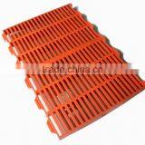 Red Color 500mm*700mm Poultry Animal Plastic Floors for Pig Farm thumbnail-3