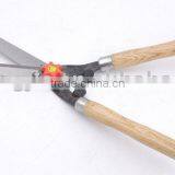 20" Wavy Hedge Shears ( With Wooden Handles) thumbnail-1