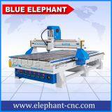 1530 3-осевые деревобрабатывающие станки для производства деревянных дверей