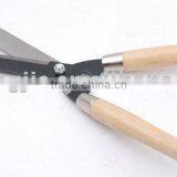 20" Hedge Shears With Wooden Handles thumbnail-1
