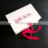 hot sale fashion design laminated foldable gift box with ribbon closure