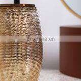 China Factory Direct Sale Home Decor Living Room Porcelain Vintage Gold Table Lamp for Hotel thumbnail-5