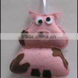 Felt Handcraft Pig With Filler thumbnail-1