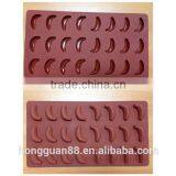 FDA Food Grade Silicone 24 Cups Banana Shape Silicone Chocolate Molds Chocolate Maker Online Selling Silicone Cake Molds thumbnail-1