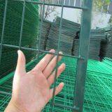 High Quality 4mm PVC Welded Wire Mesh Fence Home Garden V Folds Welded Wire Mesh Fence University Facilities Fence Factory thumbnail-3