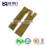 RORO14112002 No.5 Nylon Gold Line Close-end Zipper for Garment thumbnail-2