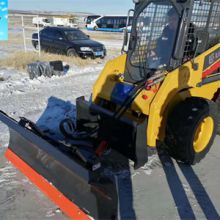 China snow plowing with mini skid loader,skid steer snow plow attachments manufacture