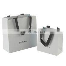 Latest Arrival Stand up Paper Bag Packaging With Strong Handles thumbnail-1