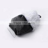 Glove Ice Scraper thumbnail-4