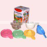 Colorful Plastic Manual Juicer thumbnail-6