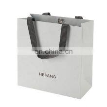 Latest Arrival Stand up Paper Bag Packaging With Strong Handles thumbnail-2