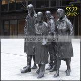 City Square Characters of Modern European Bronze Sculpture thumbnail-6