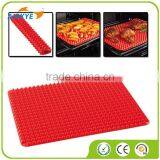 Pyramid Pan Silicone Baking Mat Red Color thumbnail-1