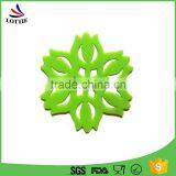 Hot Selling Food Grade Green Heat Insulated Anti-skid Silicone Coasters From China thumbnail-1