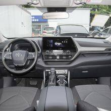 Toyota Highlander thumbnail-4