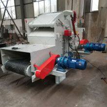 Industrial Wood Crusher With Conveyor Belt for Continuous Operation thumbnail-4