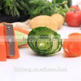 Tri-blade Plastic Spiral Vegetable Slicer/plastic Carrot Shredder, Cutter and Peeler thumbnail-3