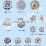 18L 4holes Men's Shirt Button thumbnail-1