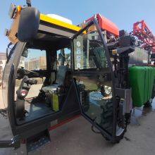 Huaxi 3WPZ-1500H Self-propelled High-driving Corn Boom Spraying Machine Manufacturers thumbnail-3