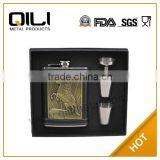 Stainless Steel Hip Flask Gift Set thumbnail-1